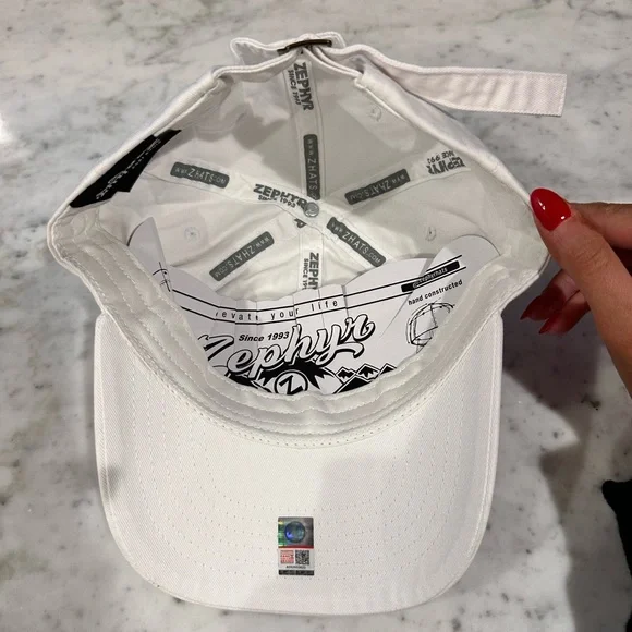 University of Tennessee Volunteers White Baseball Hat - Picture 5 of 5